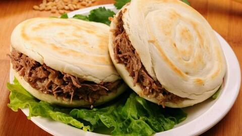 肉夹馍制作视频,家常美味轻松上桌